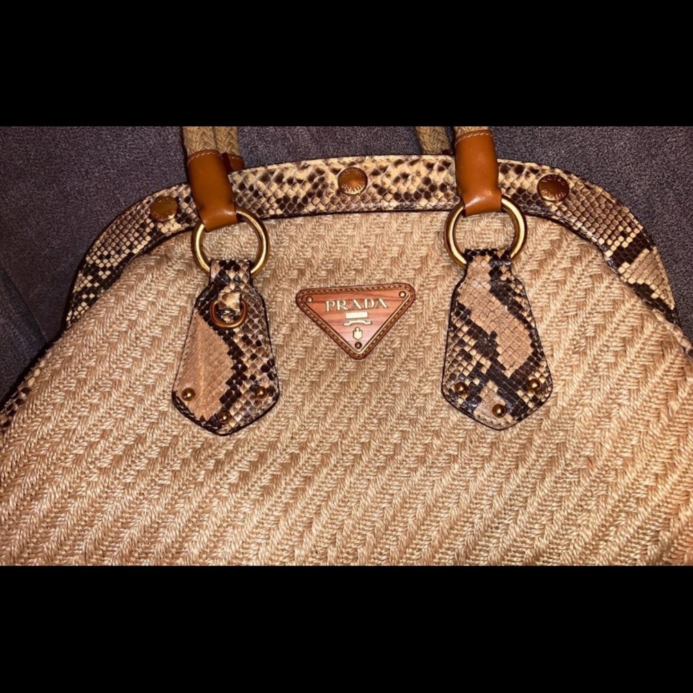💯Authentic Prada Python Paglia Raffia Style Purse - Picture 5 of 14